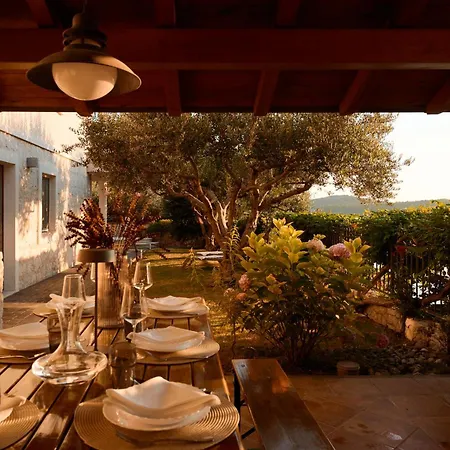 Luxurious Retreat With Pool Šibenik