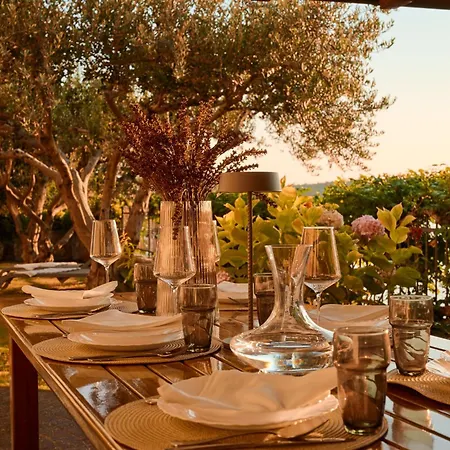 Luxurious Retreat With Pool Apartment Šibenik