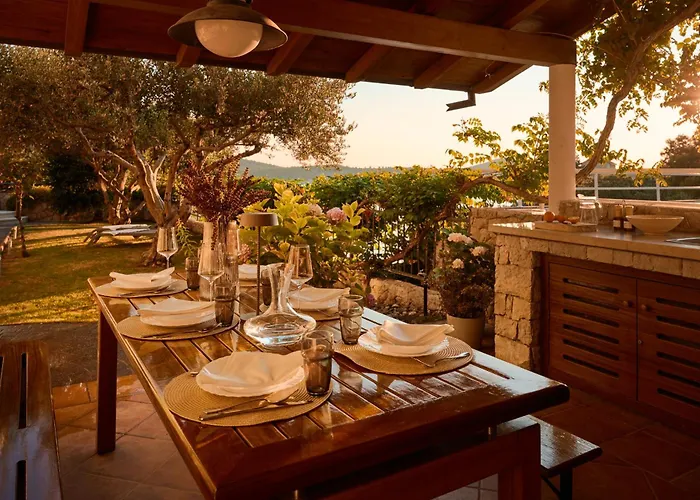 公寓 Luxurious Retreat With Pool *